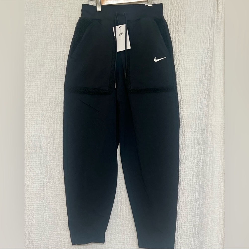 Nike Women’s Black Loose Fit High Rise Sweatpants XS New With Tags
